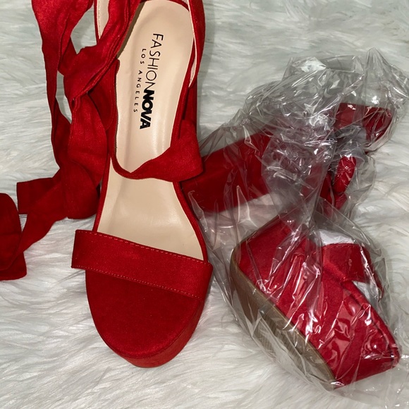 Fashion Nova Heels - Picture 2 of 6